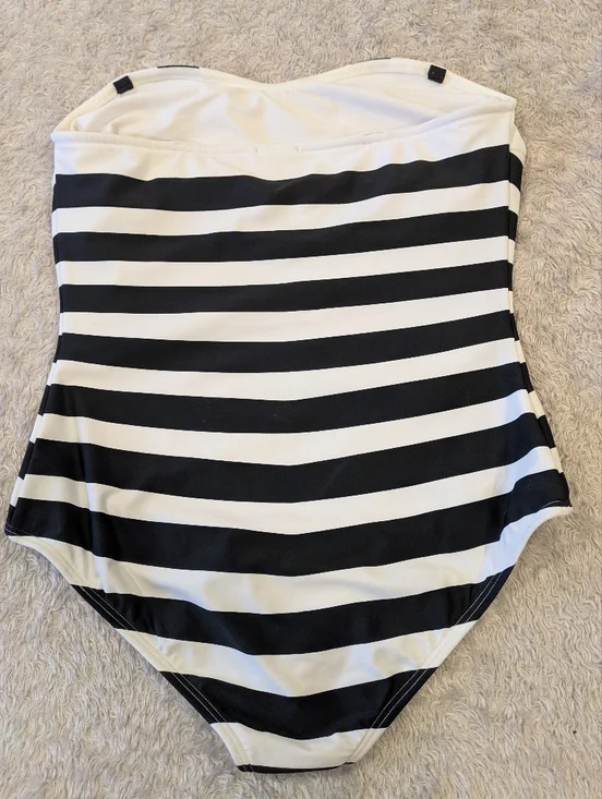 Barbie Unique Vintage Black & White Chevron Stripe One Piece Bathing Suit Sz XL - Picture 4 of 9